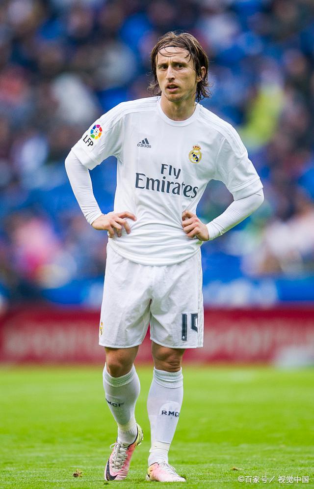 勒沃库森vs多特：希克PK吉拉西；阿德耶米、萨比策首发