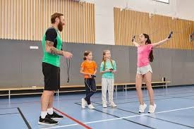 [法甲]熟人相聚 握手言和